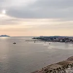 Gledors Luxury Влёра
