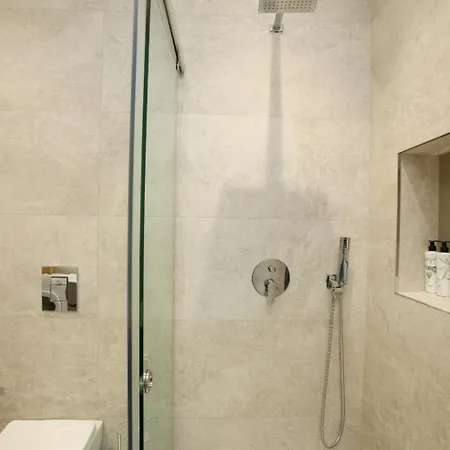 Gledors Luxury Vlorë