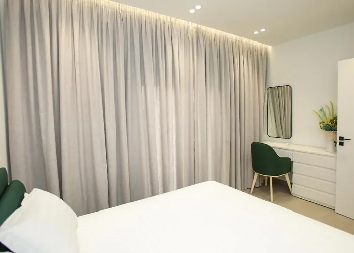 Gledors Luxury דירה